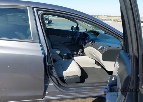 2015 Honda Civic Lx z USA, uszkodzony, nr VIN 2HGFB2F57FH559585